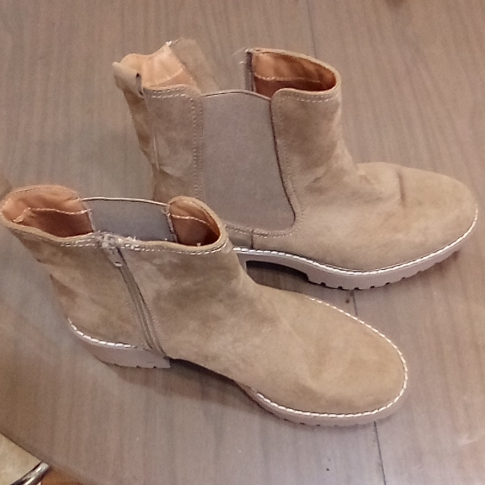 Heel work boots